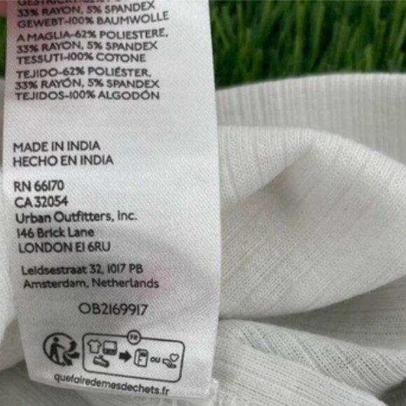 Brand New Women's Pilcro Flutter-Sleeve Fitted Tank Top - Picture 5 of 8